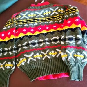 CHILD'S SWEATER & TURTLENECK 4T